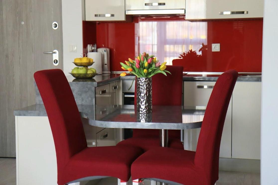 Anastazija Apartment *